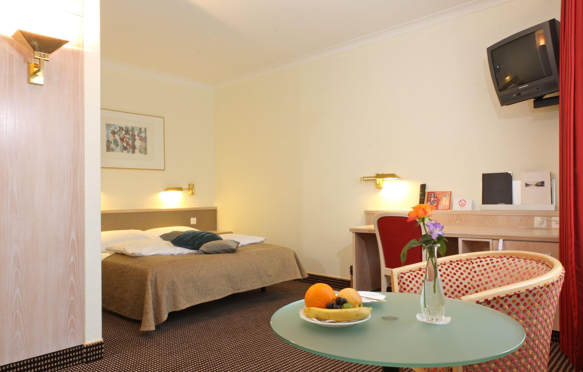 Seehotel Waldstaetterhof Swiss Quality Брунен Екстериор снимка