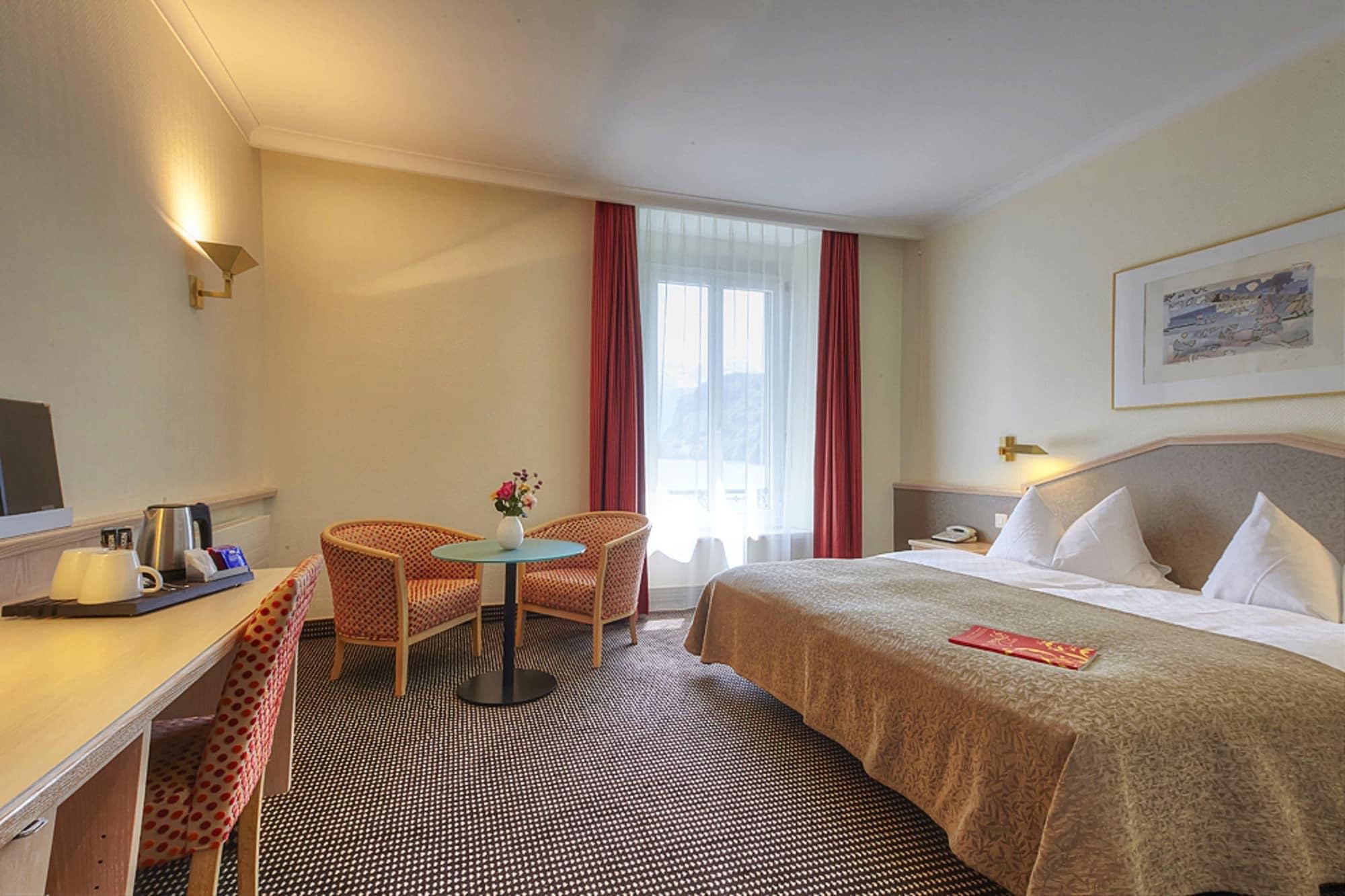 Seehotel Waldstaetterhof Swiss Quality Брунен Екстериор снимка